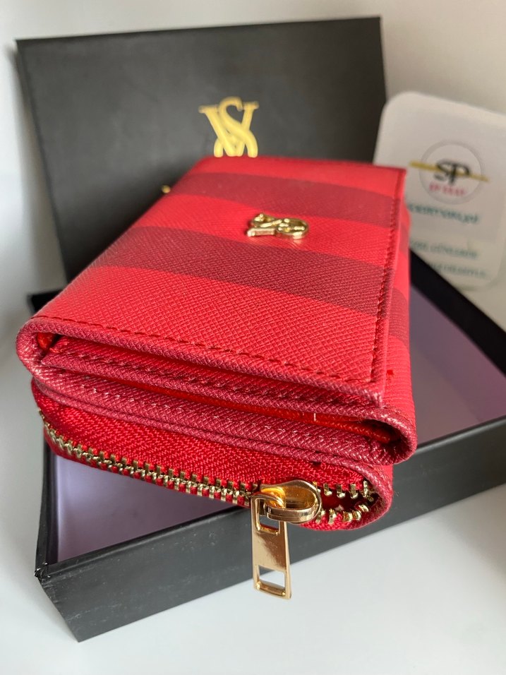 Victoria's Secret Kırmızı Deri Fermuarlı Cüzdan - Görsel 3