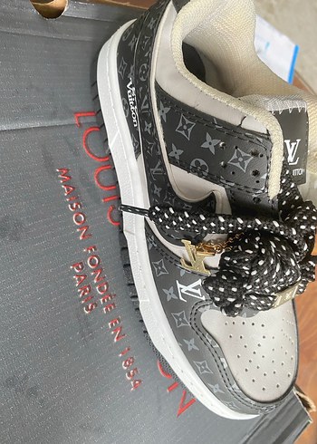 Gri Baskılı Louis Vuitton Platform Spor Ayakkabı - Görsel 2