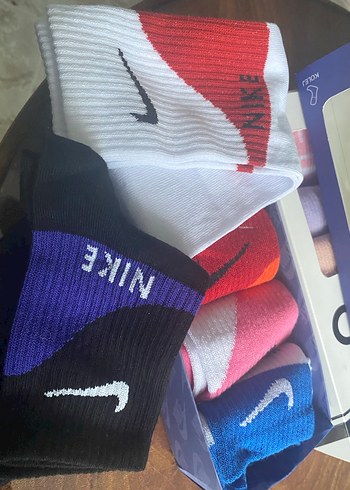 Renkli Nike Mini Atletik Çorap Seti - Görsel 3