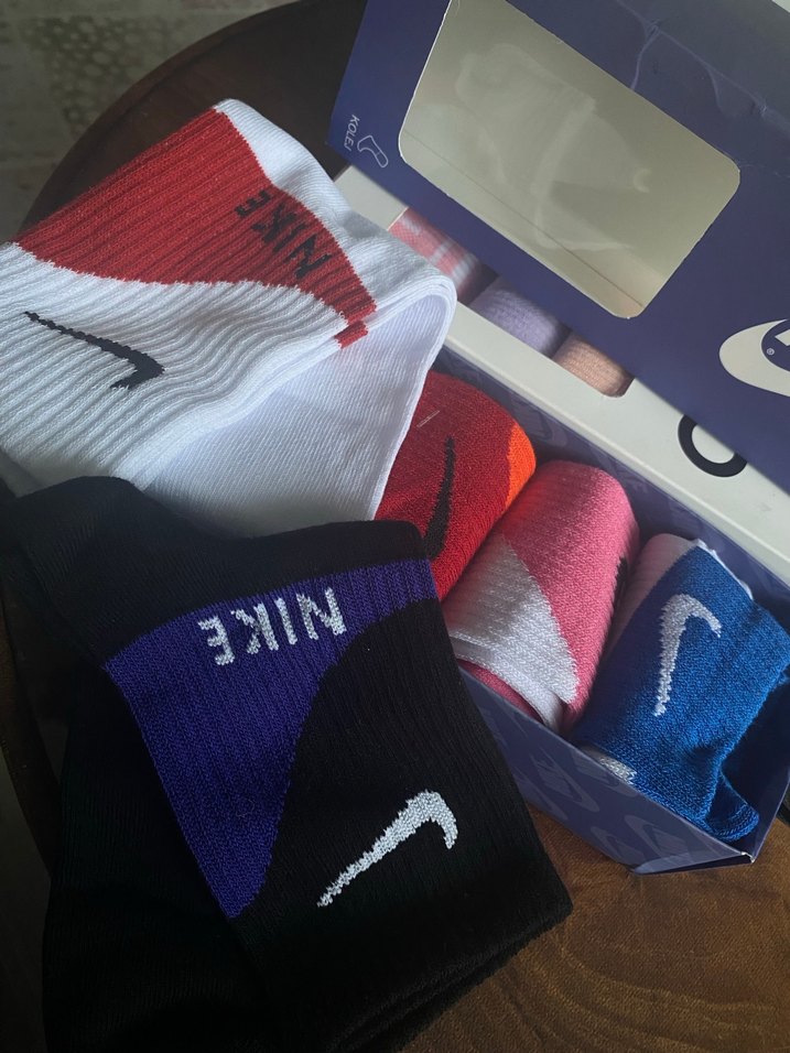 Renkli Nike Mini Atletik Çorap Seti - Görsel 4