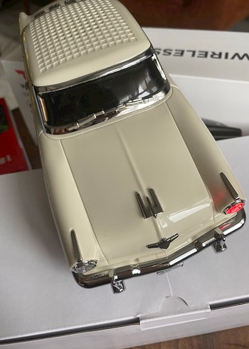 Parlak Beyaz Oyuncak Araba - Görsel 7