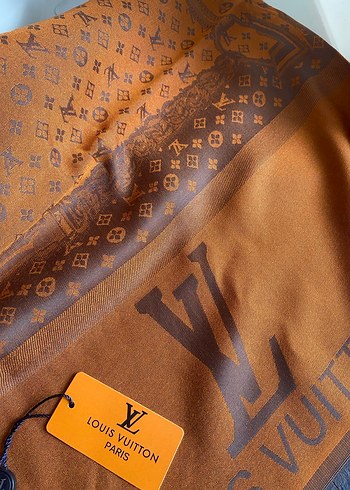 Louis Vuitton şal - Görsel 6