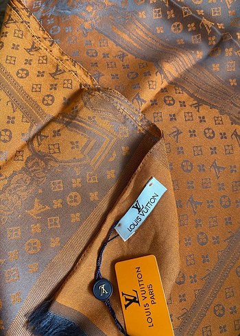 Louis Vuitton şal - Görsel 2
