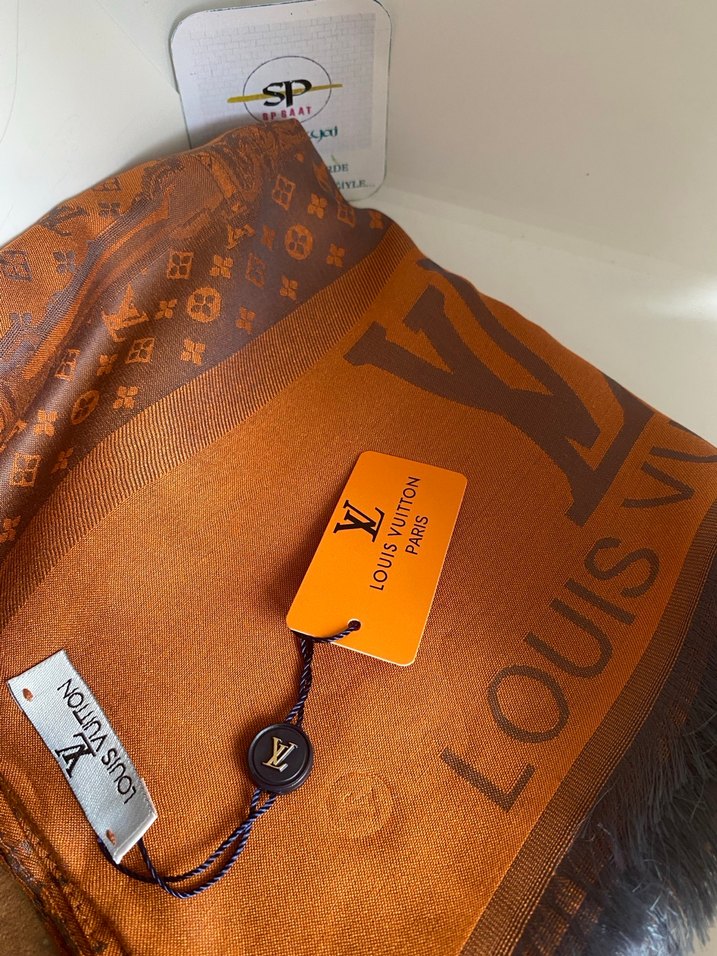 Louis Vuitton şal - Görsel 5