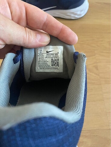 37,5 Beden Nike spor ayakkabı