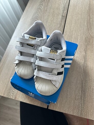 Adidas Unisex çocuk Adidas Süperstar