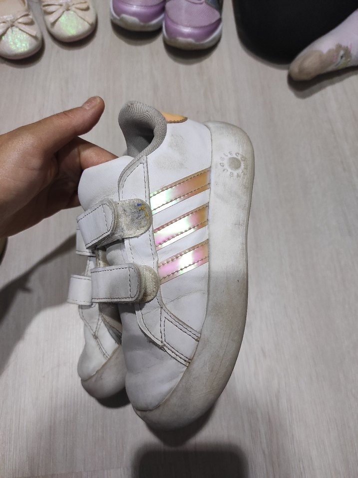 Kız Çocuk Beyaz Cırt Cırtlı Spor Ayakkabı#adidas - Görsel 3