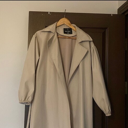 Zara Yeni trenc kollar lastıklı