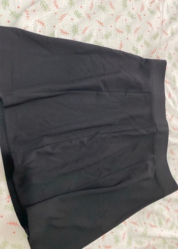 Siyah Pilili Midi Kadın Etek YENİ KULLANILMADI