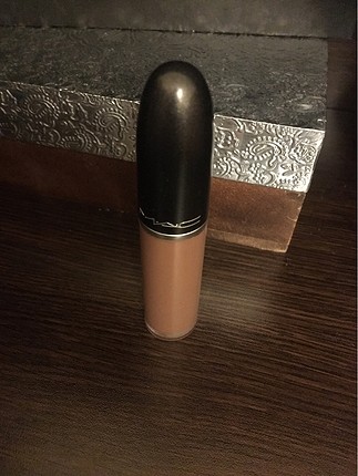 Beden kahverengi Renk Mac Cafe Au Chic matte kalıcı ruj