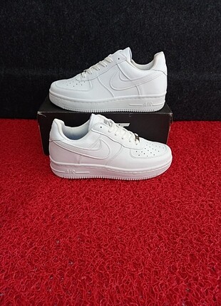 38 Beden beyaz Renk NIKE AIRFORCE