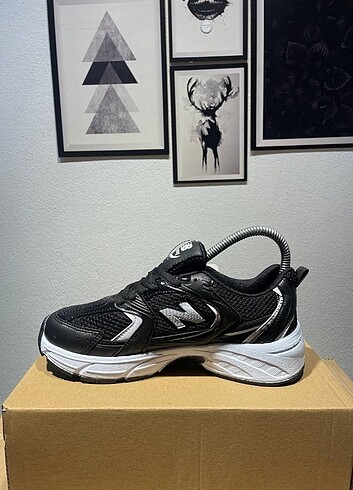 39 Beden siyah Renk NEWBALANCE 530