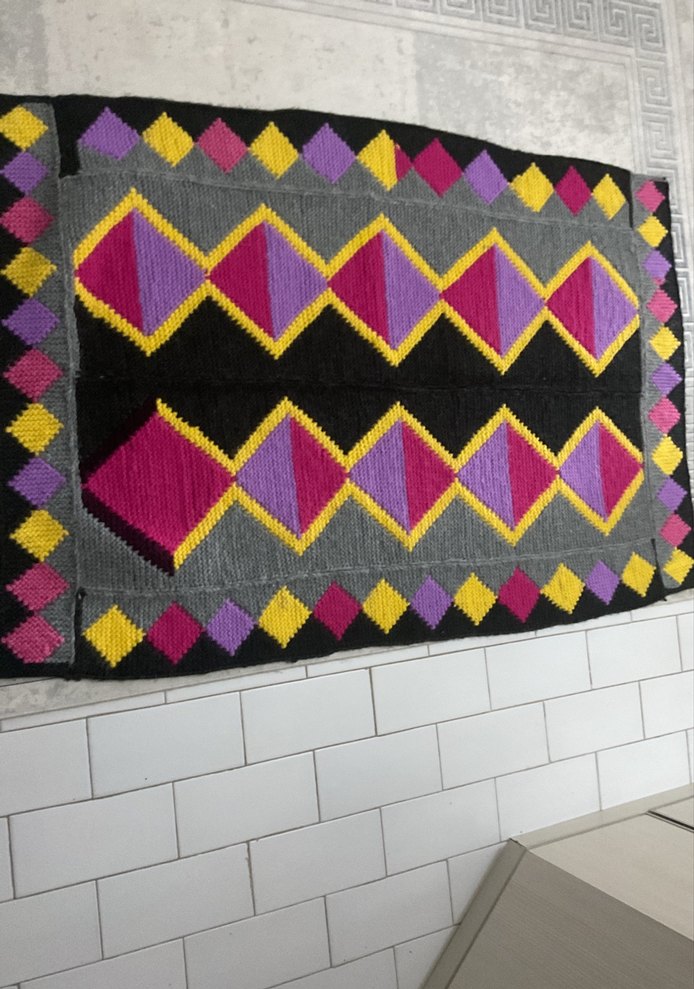 Çok Renkli Desenli Geleneksel Kilim - Görsel 2