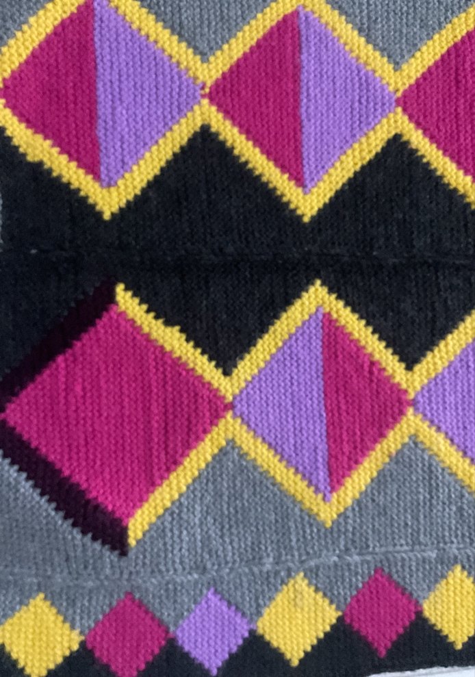 Çok Renkli Desenli Geleneksel Kilim - Görsel 5