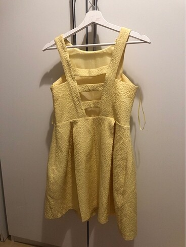 38 Beden Limon sarısı koton mini elbise