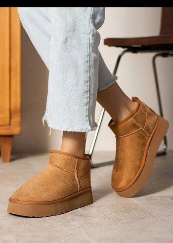 UGG platform taba bot