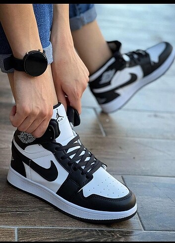 Nike Air Jordan siyah beyaz 