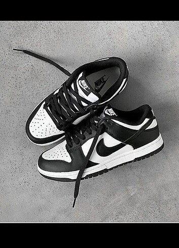 Nike Dunk siyah ayakkabı