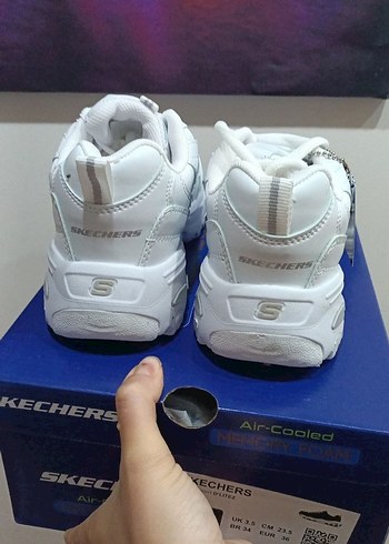 39 Beden Skechers Beyaz Kadın Spor Ayakkabı