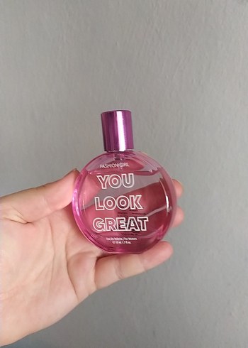 Beden Fashion Girl You Look At Kadın Parfümü 50 ml