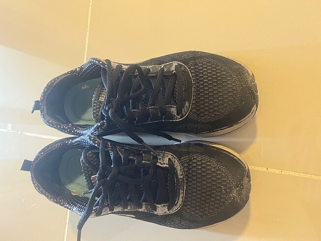 37 Beden siyah Renk Skechers spor ayakkabı