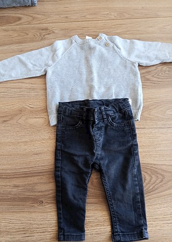 Gri Triko Kazak ve Siyah Denim Pantolon Seti