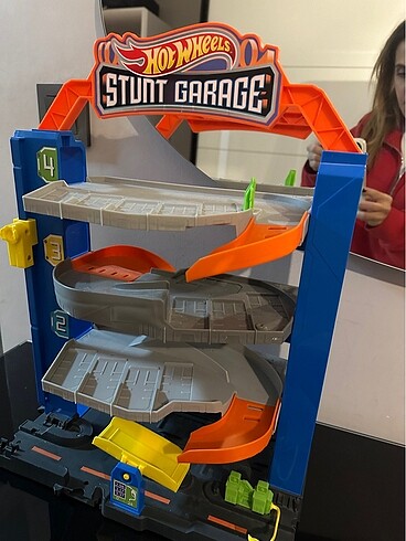 Hot wheels otopark