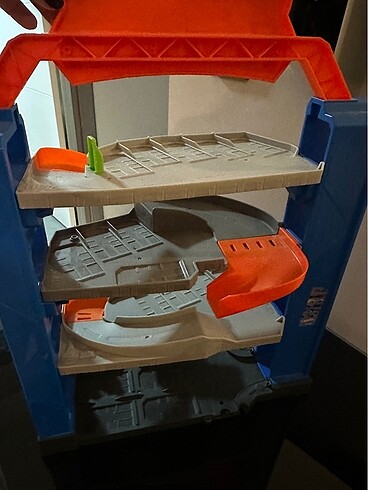 Hot wheels oyuncak