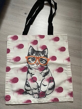 Kabaca işlemeli kedi çanta