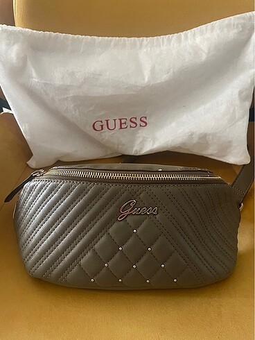 Guess bel çantası