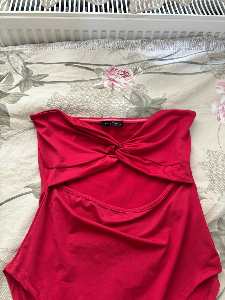 Kırmızı Drapeli Kadın zıbın - Görsel 3