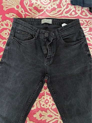 Toss jean