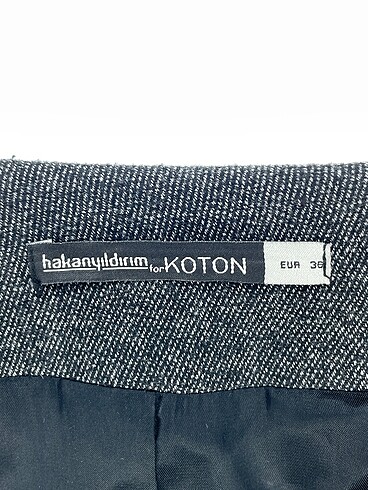 36 Beden gri Renk Koton Blazer %70 İndirimli.