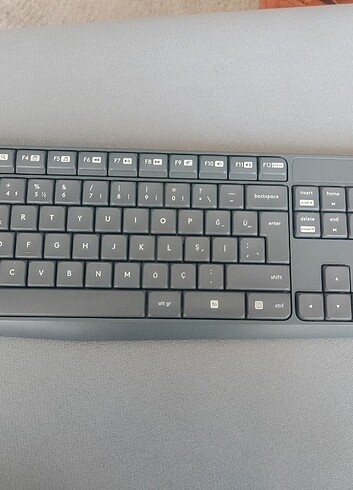  Beden Logitech MK 235 klavye . USB cihazı yok