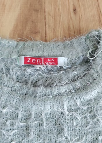 Gri Nakışlı Örgü Kazak - Görsel 3