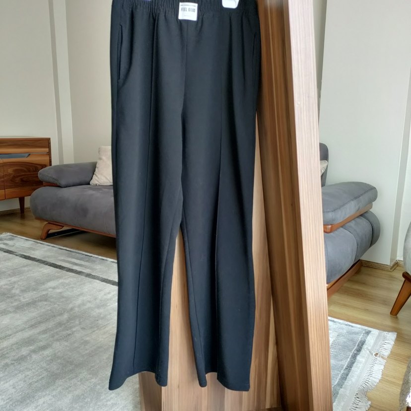 Siyah Rahat Kesim Kadın Kumaş Pantolon - Görsel 2