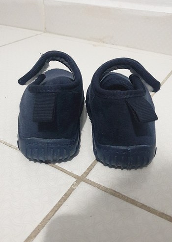 Çocuk panduf evde, kreşte - Görsel 3