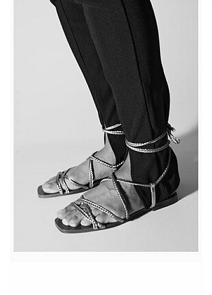 39 Beden Zara sandalet yeni etiketli
