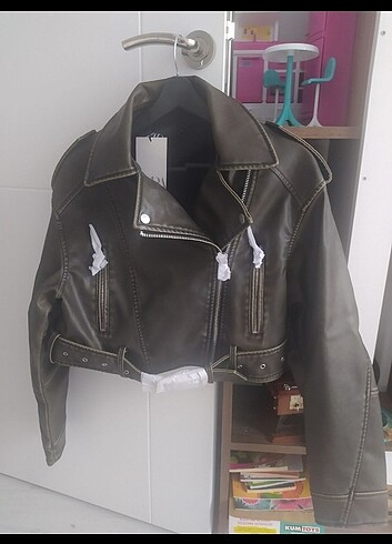 Zara yeni etiketli 