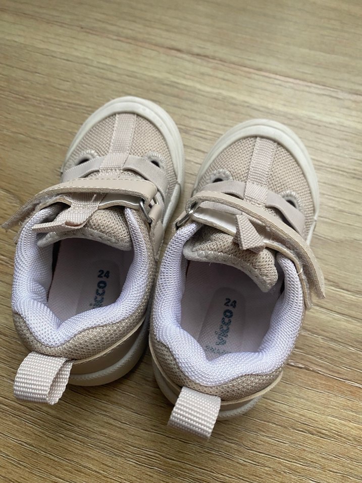 Erkek Çocuk Bej Cırtlı Spor Ayakkabı - Görsel 2