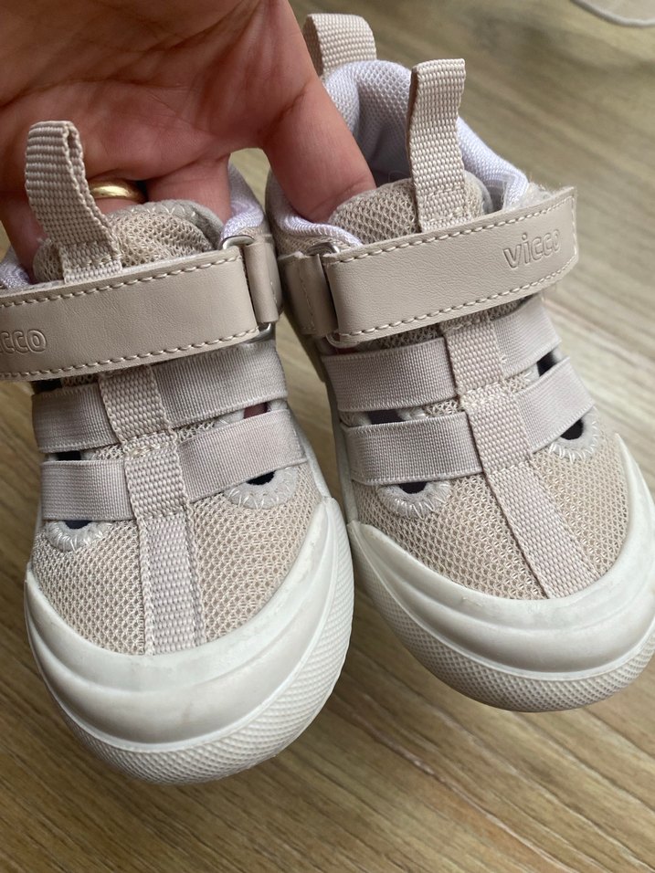 Erkek Çocuk Bej Cırtlı Spor Ayakkabı - Görsel 4