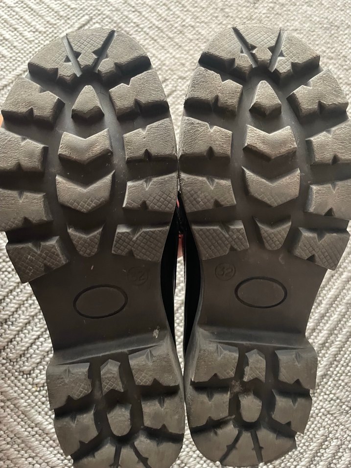 Siyah Parlak Deri Püsküllü  Loafer - Görsel 4