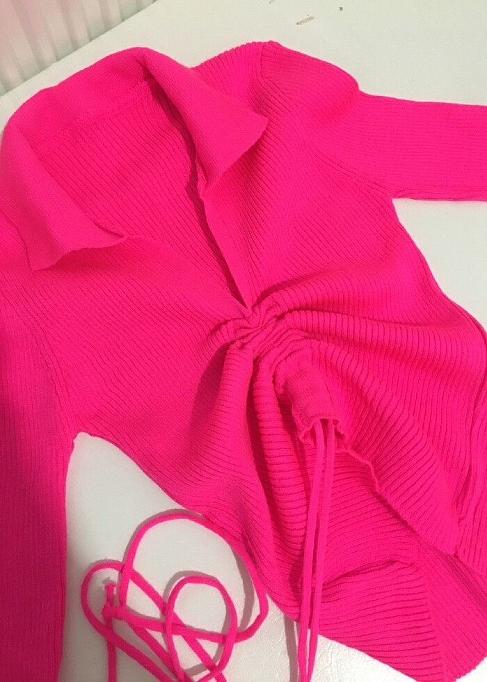 Fosfor pembesi büzmeli bluz - Görsel 3