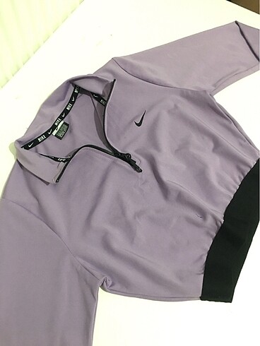 Beli lastikli Nike üst - Görsel 2