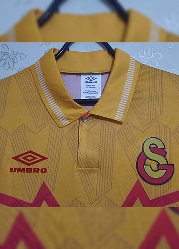 s Beden çeşitli Renk Galatasaray Retro Şimşek Kadın Forması