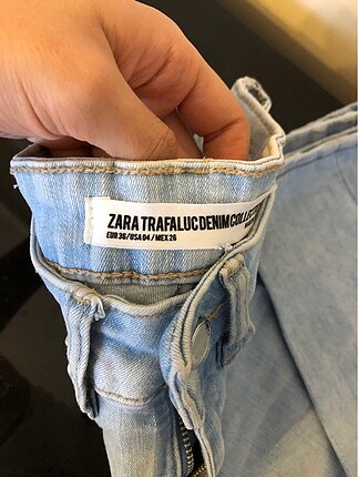 Zara Zara yırtık model temiz pantolon