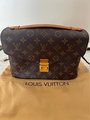 Louis vuitton monogram çanta