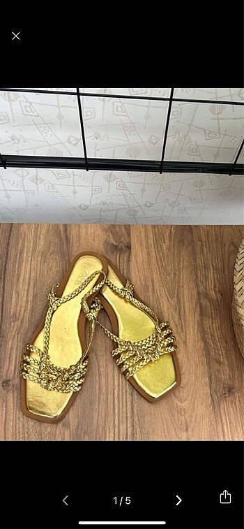 Zara Gold Sandalet