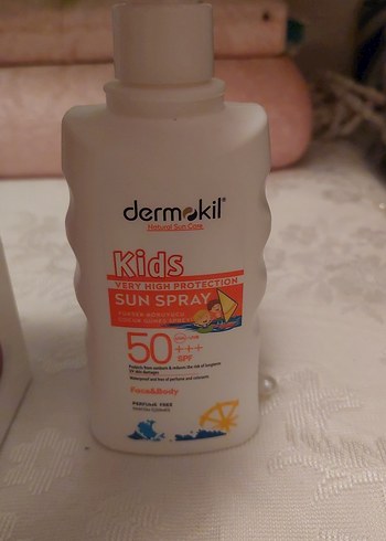 Beden Renk Dermokil Kids SPF 50+ Suya Dayanıklı Güneş Spreyi