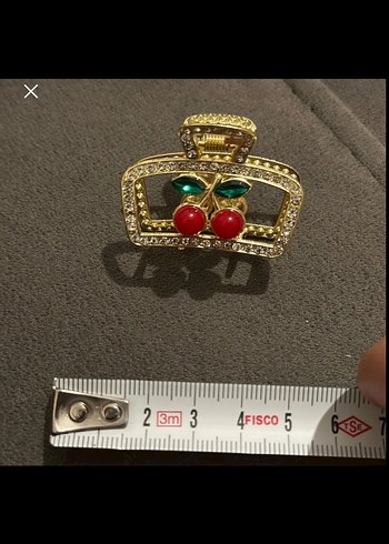 Beden Kiraz detaylı gold metal toka